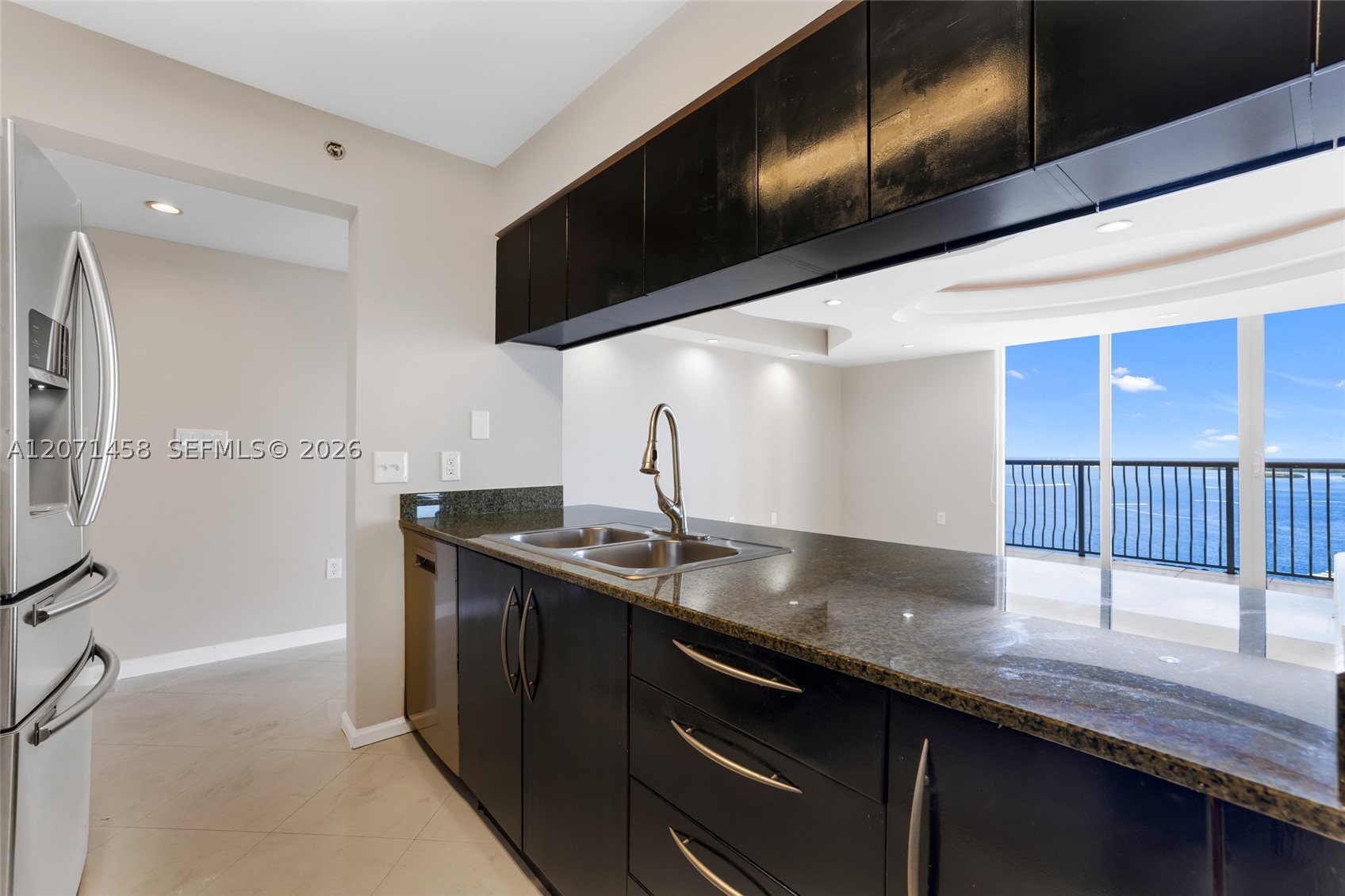 1200 Brickell Bay Dr #3001, Miami FL 33131
