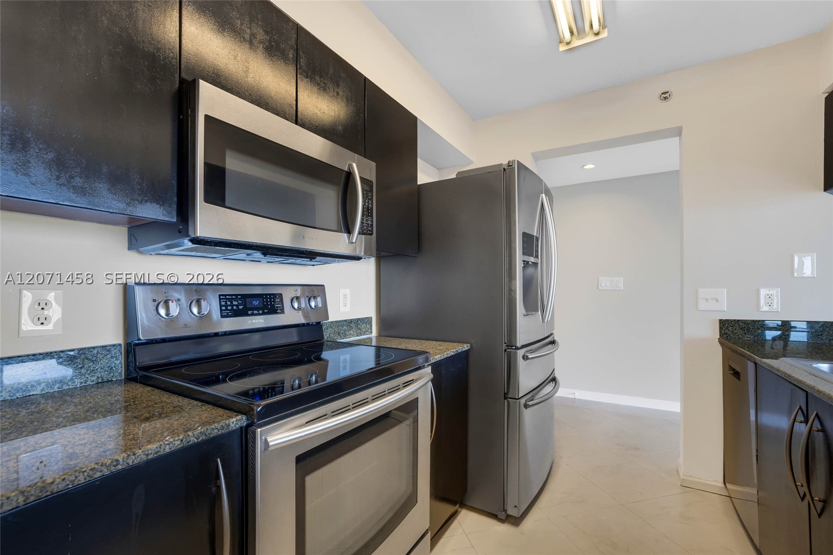 1200 Brickell Bay Dr #3001, Miami FL 33131