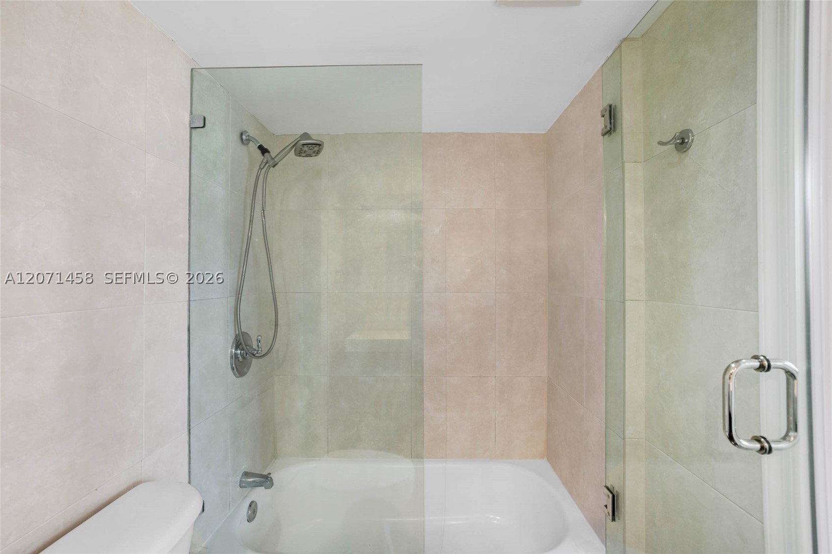 1200 Brickell Bay Dr #3001, Miami FL 33131