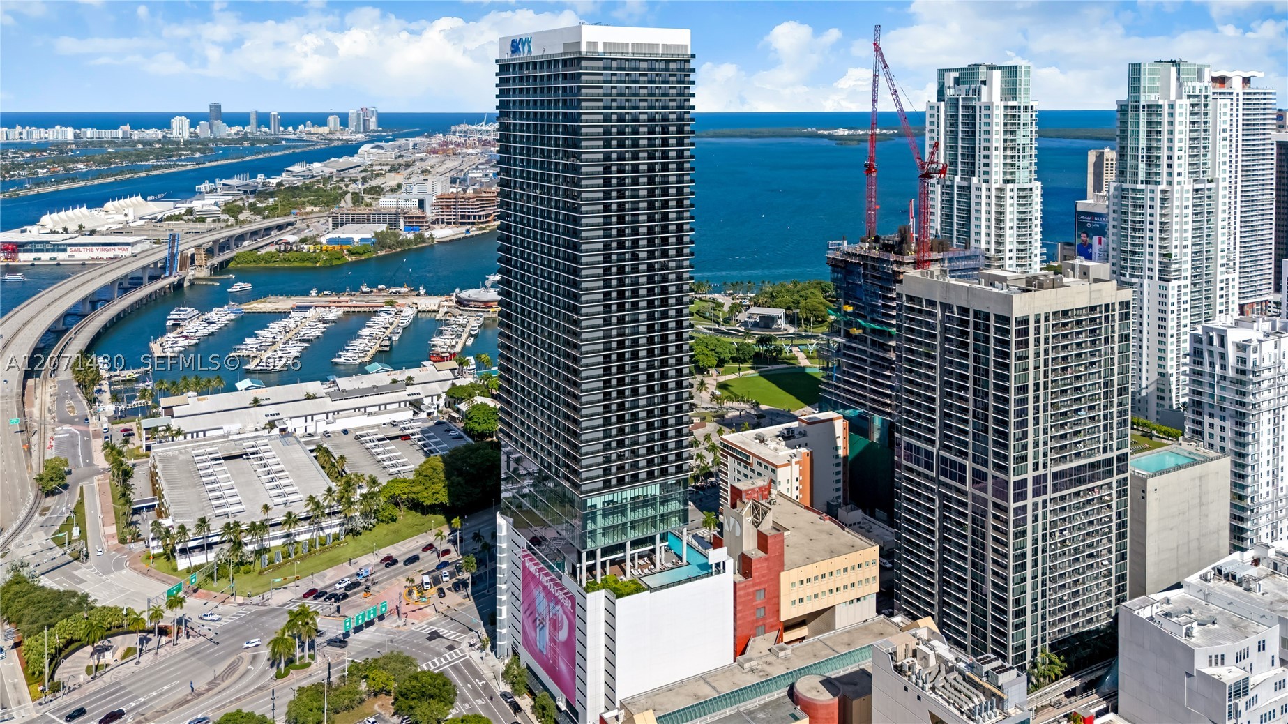 398 NE 5th St #2118, Miami FL 33132