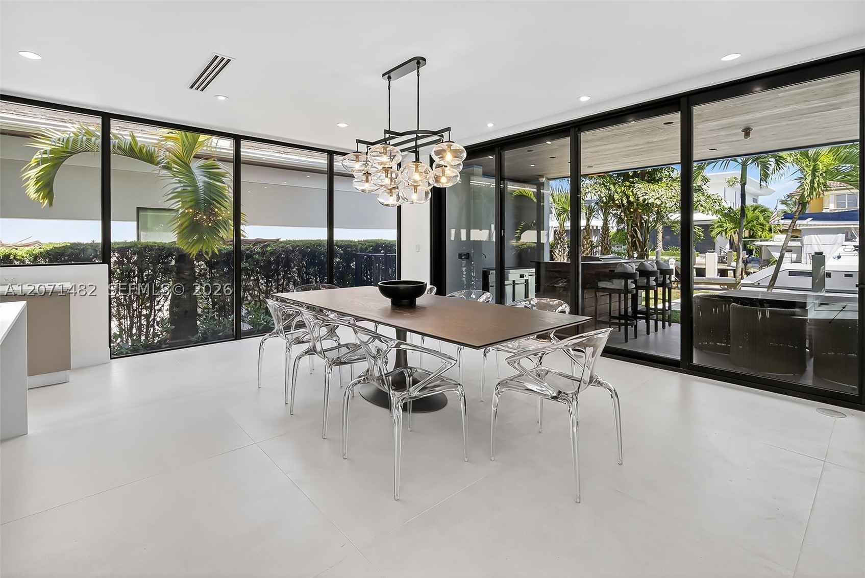620 Solar Isle Dr, Fort Lauderdale FL 33301