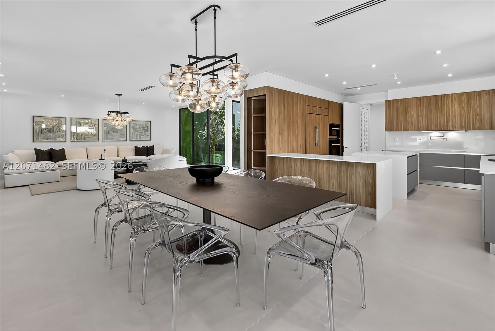 620 Solar Isle Dr, Fort Lauderdale FL 33301
