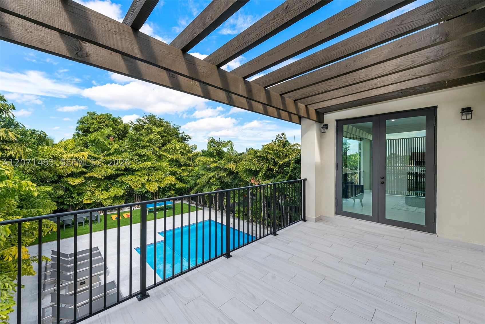 6529 SW 30th St, Miami FL 33155