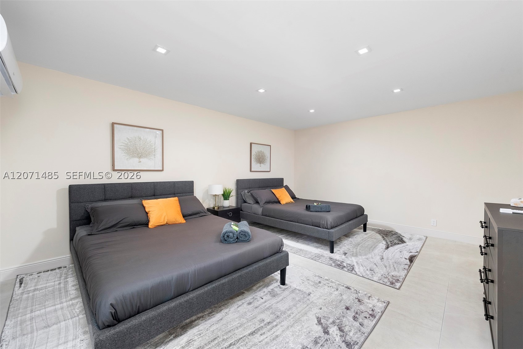6529 SW 30th St, Miami FL 33155