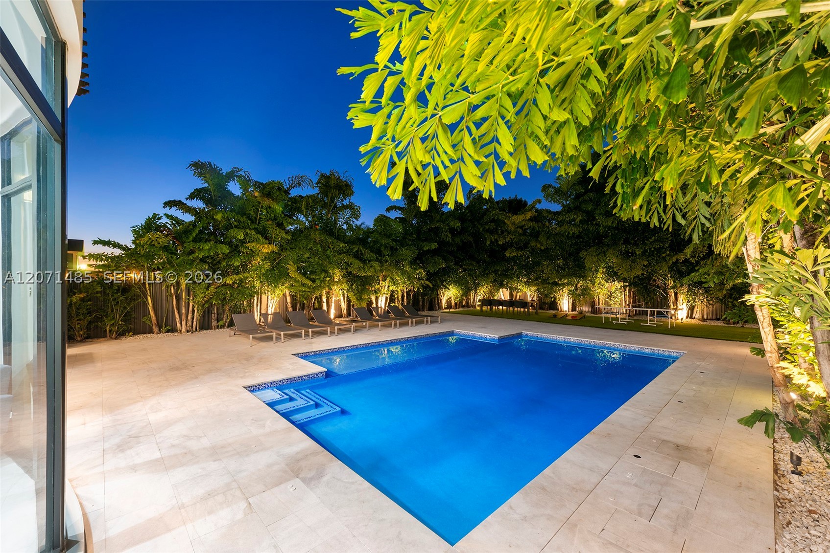 6529 SW 30th St, Miami FL 33155