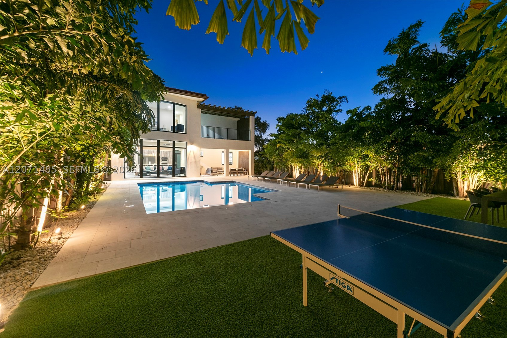 6529 SW 30th St, Miami FL 33155