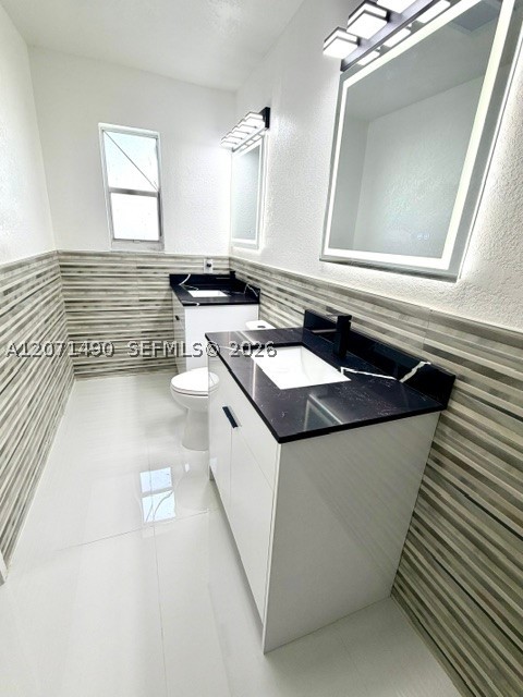 3930 NW 187th St, Miami Gardens FL 33055