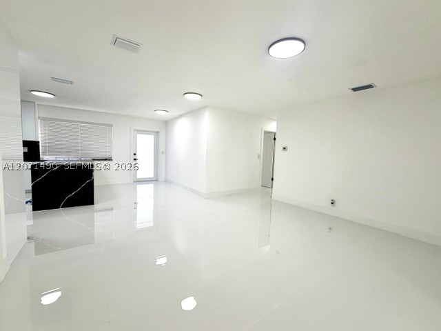 3930 NW 187th St, Miami Gardens FL 33055