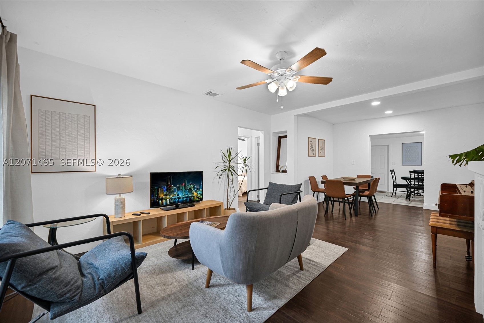 370 NE 87th St, El Portal FL 33138