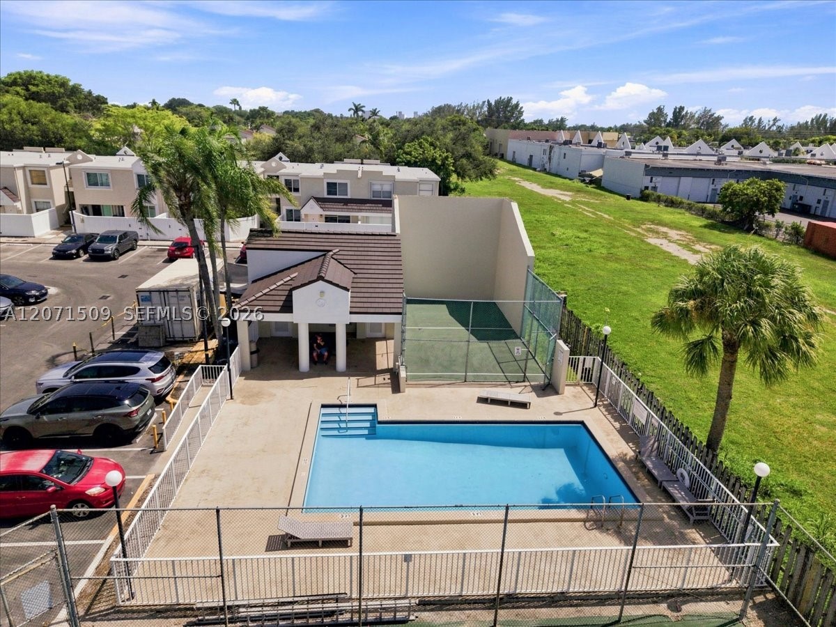 6870 SW 45th Ln #230, Miami FL 33155