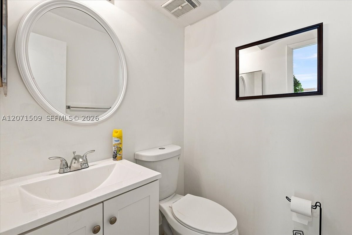 6870 SW 45th Ln #230, Miami FL 33155