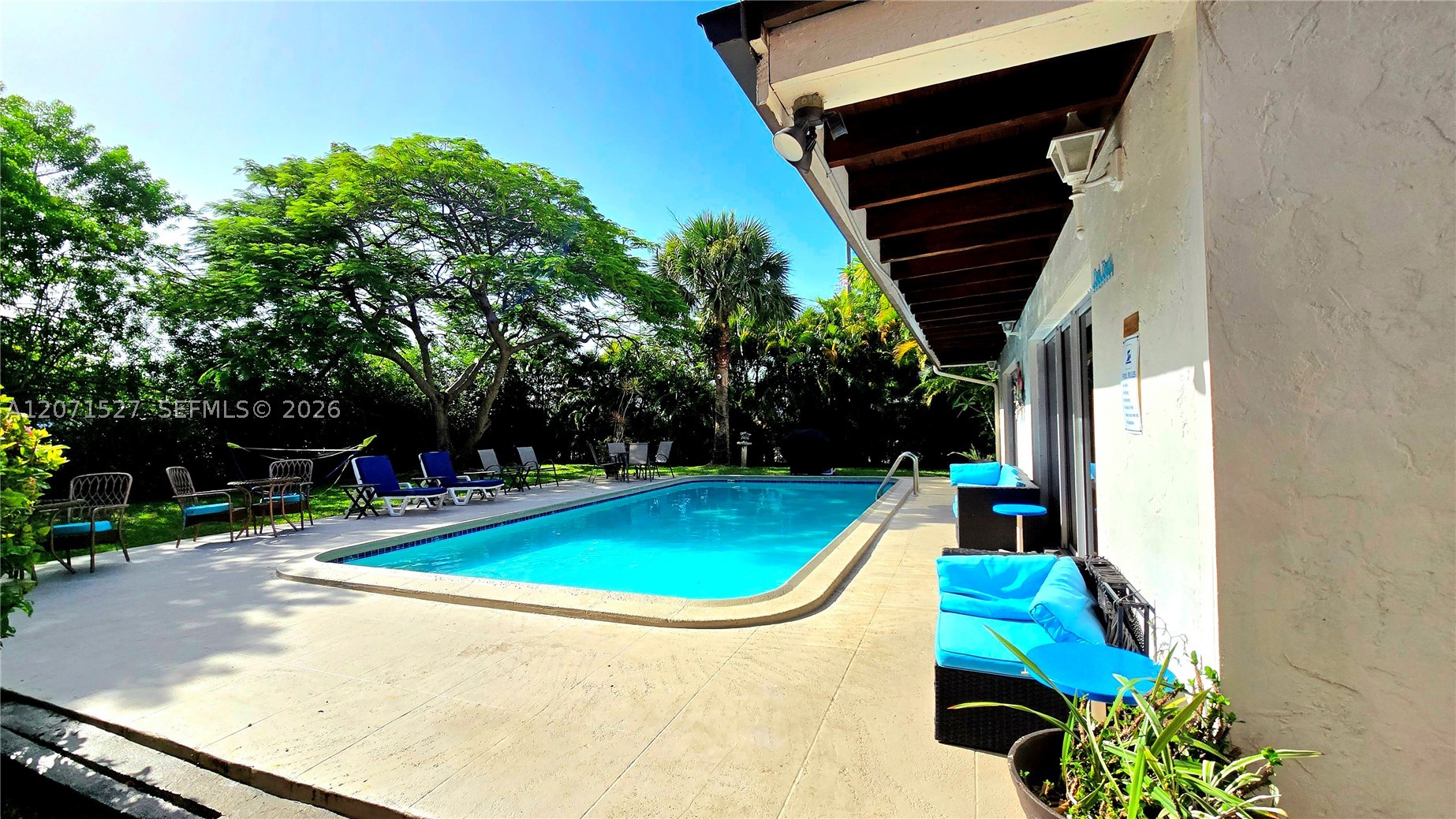 219 S 17th Ave S, Lake Worth FL 33460