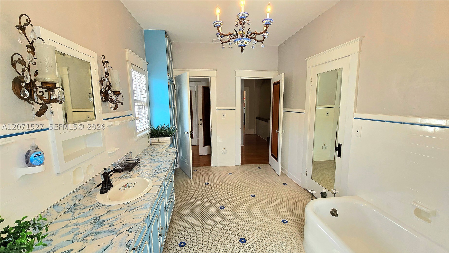219 S 17th Ave S, Lake Worth FL 33460
