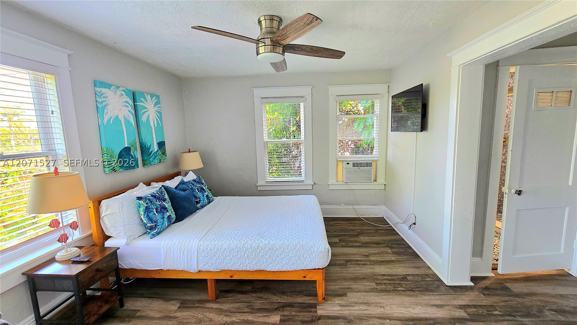 219 S 17th Ave S, Lake Worth FL 33460