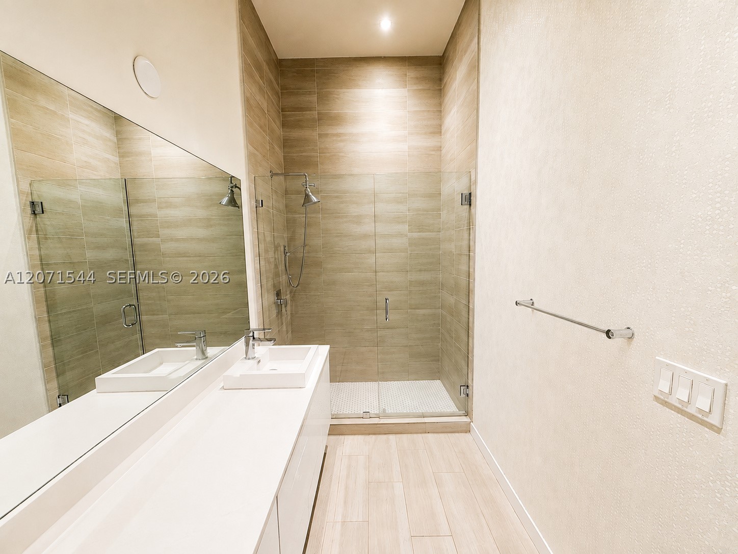1600 SW 1st Ave #303, Miami FL 33129