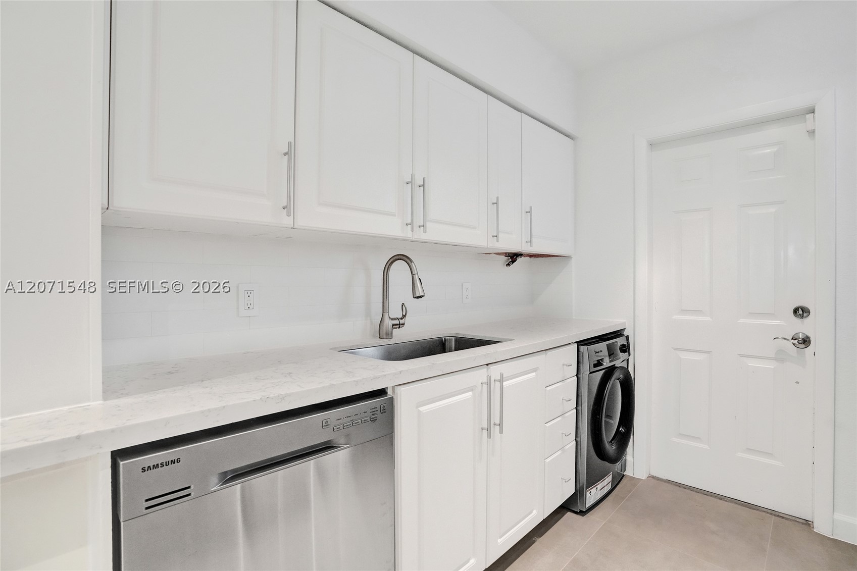 350 S Shore Dr #12, Miami Beach FL 33141