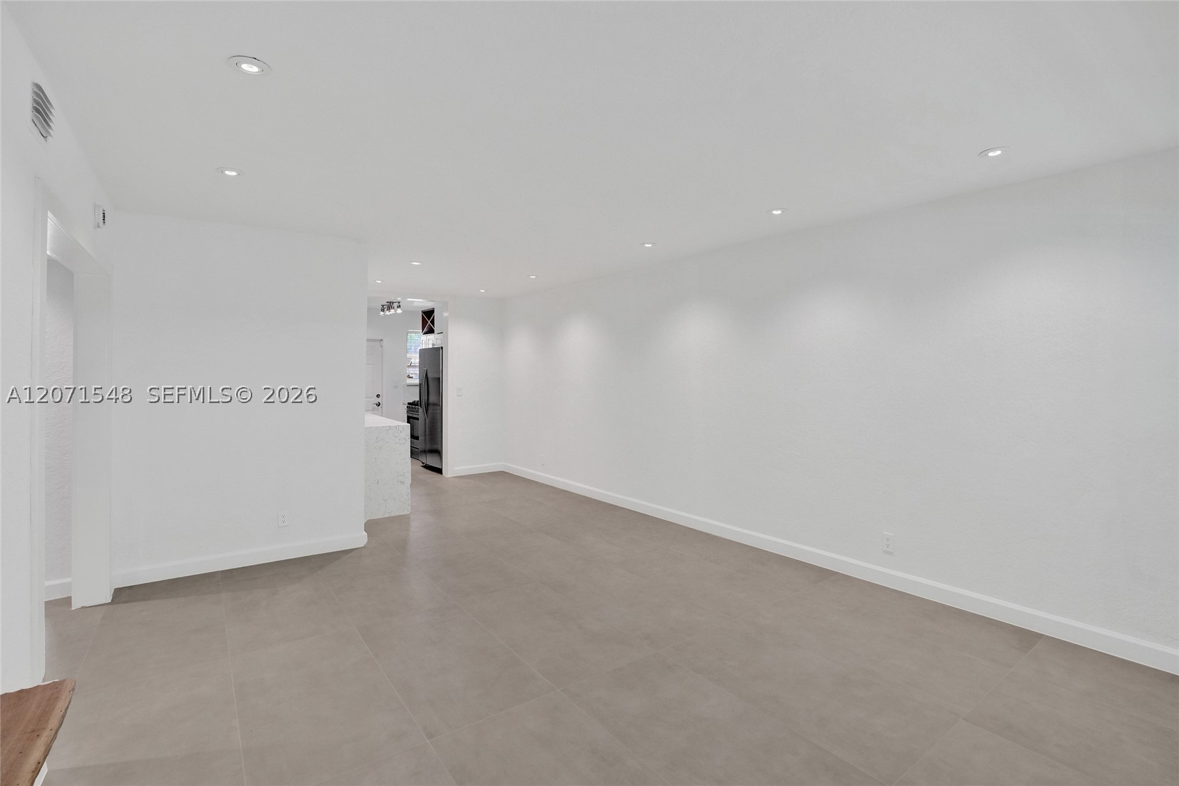 350 S Shore Dr #12, Miami Beach FL 33141