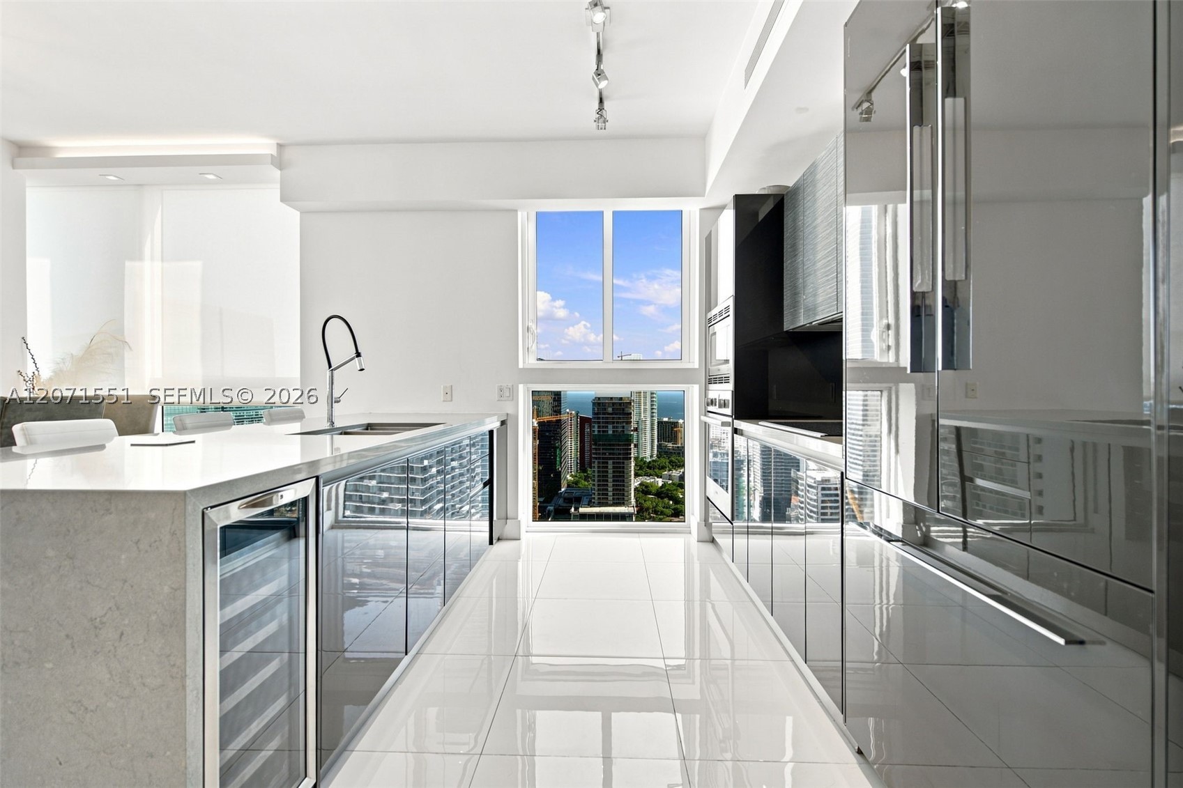 1080 Brickell Ave #3800, Miami FL 33131