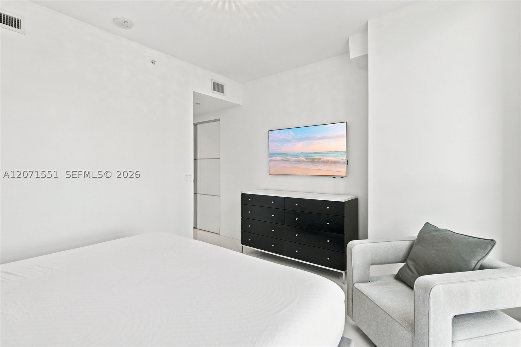 1080 Brickell Ave #3800, Miami FL 33131