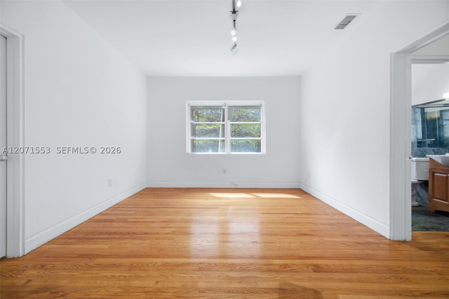 2300 S Miami Ave #2300, Miami FL 33129