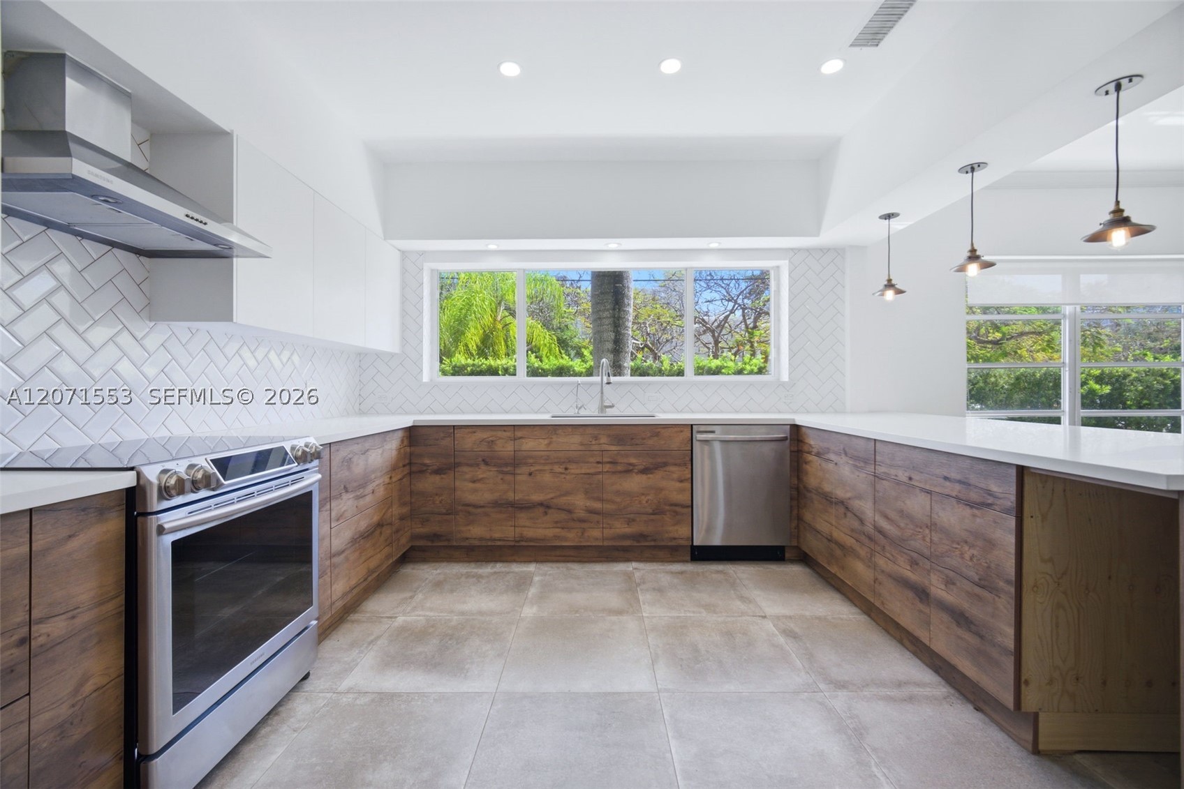 2300 S Miami Ave #2300, Miami FL 33129