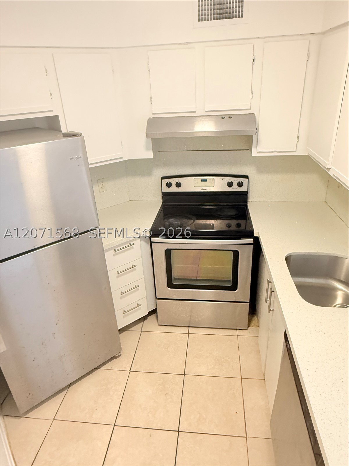 210 Lake Pointe Dr #210, Oakland Park FL 33309