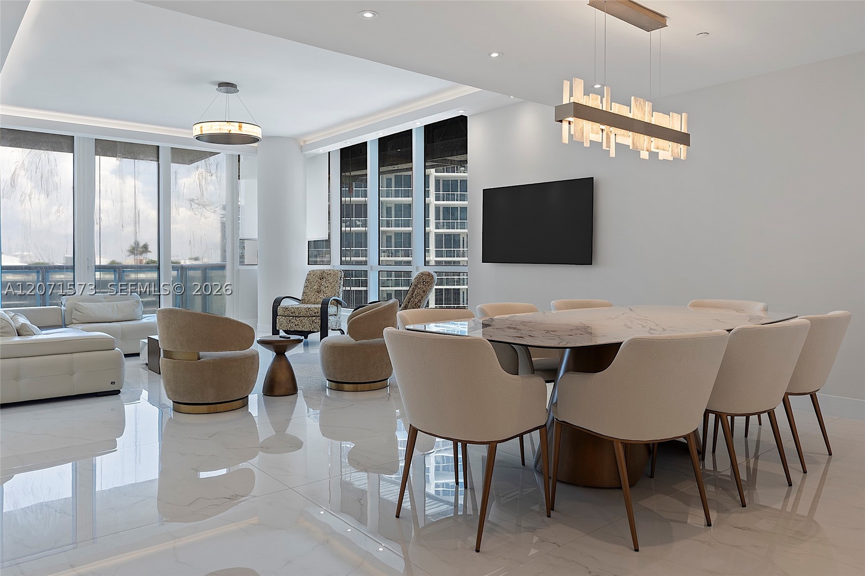 100 S Pointe Dr #910, Miami Beach FL 33139