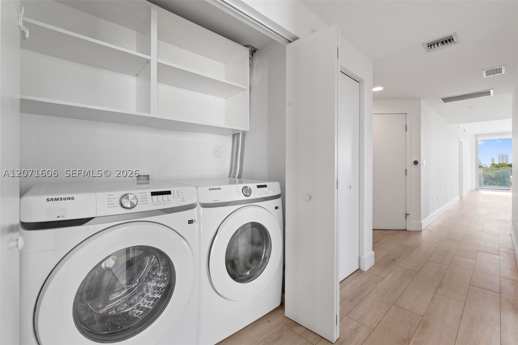 16385 Biscayne Blvd #521, North Miami Beach FL 33160
