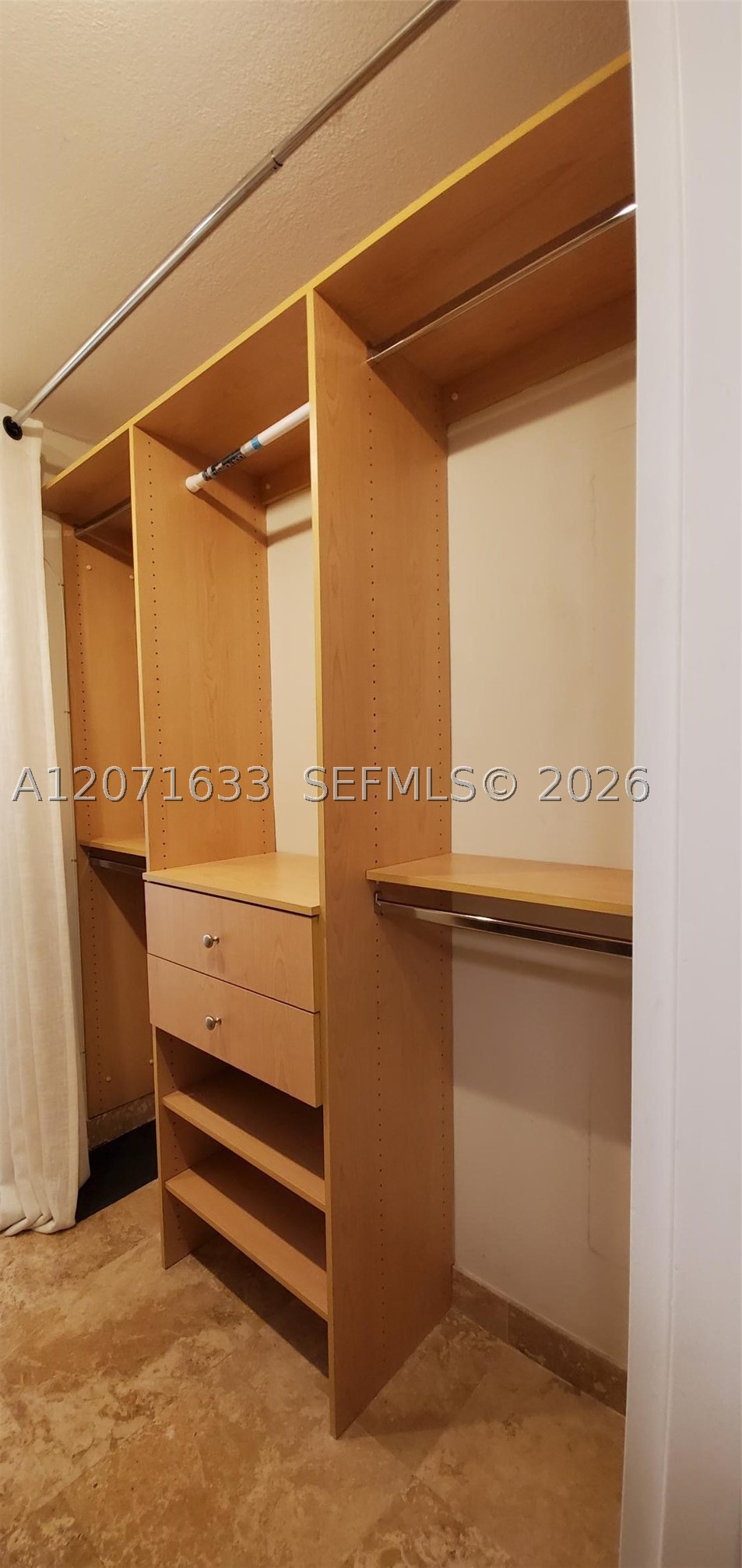 200 SE 15th Rd #5H, Miami FL 33129