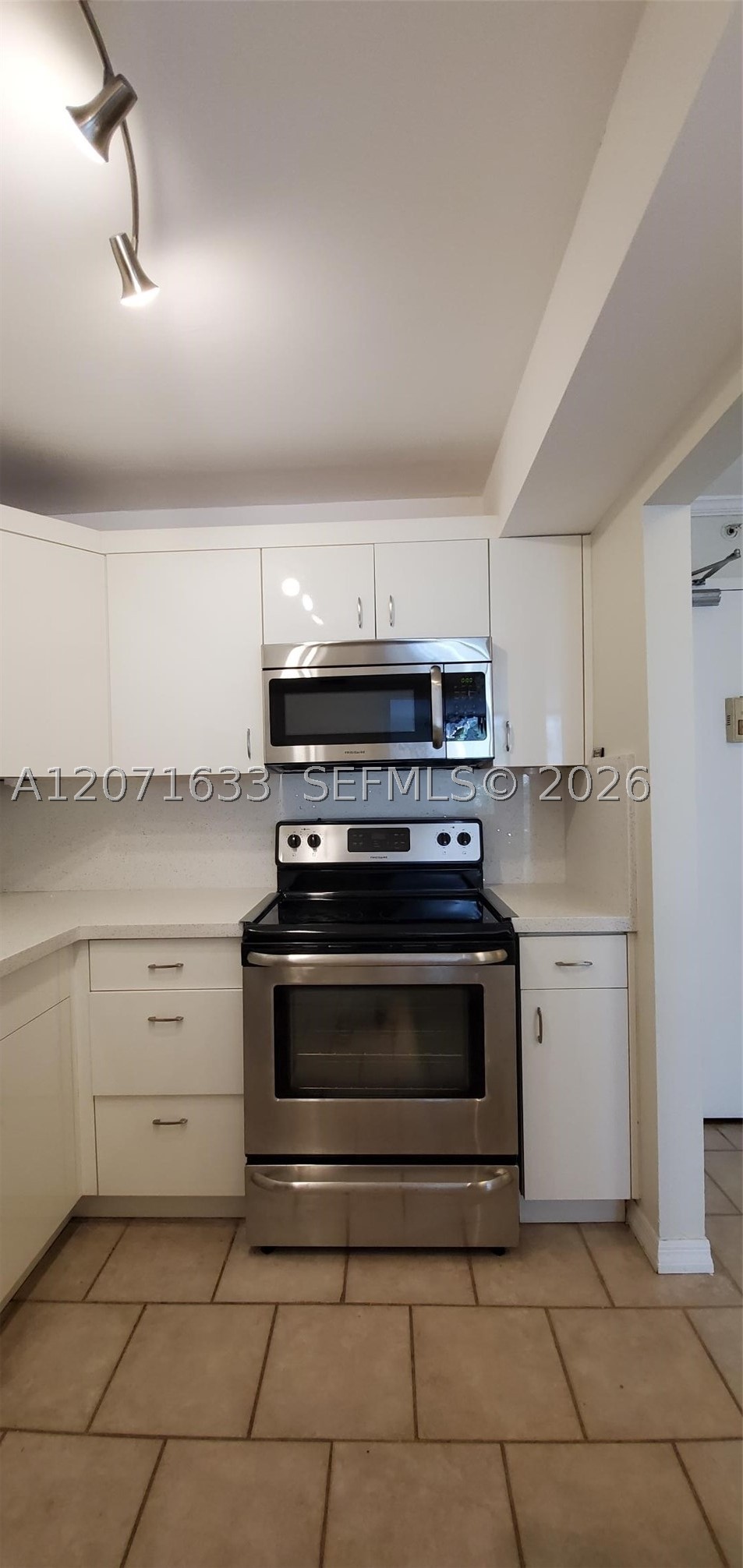200 SE 15th Rd #5H, Miami FL 33129