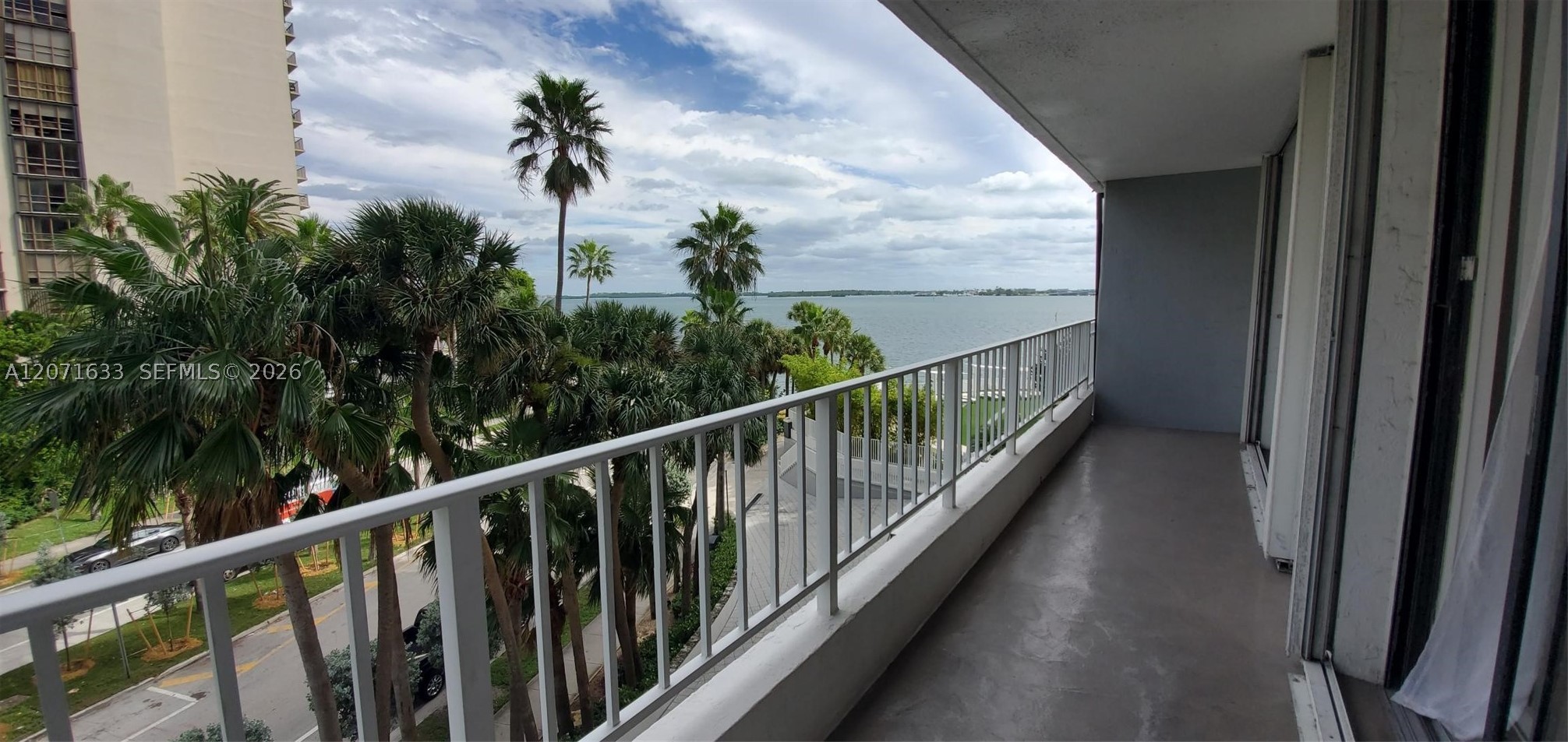 200 SE 15th Rd #5H, Miami FL 33129