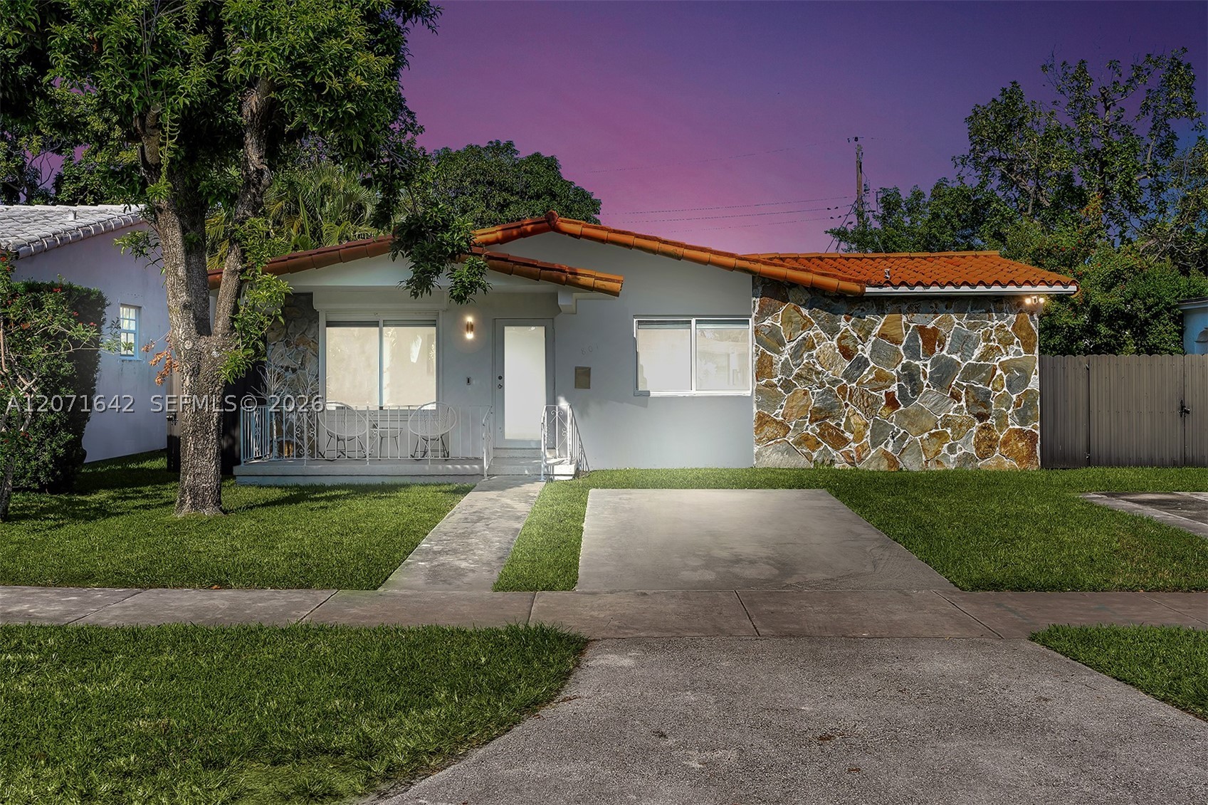 801 NE 81st St, Miami FL 33138