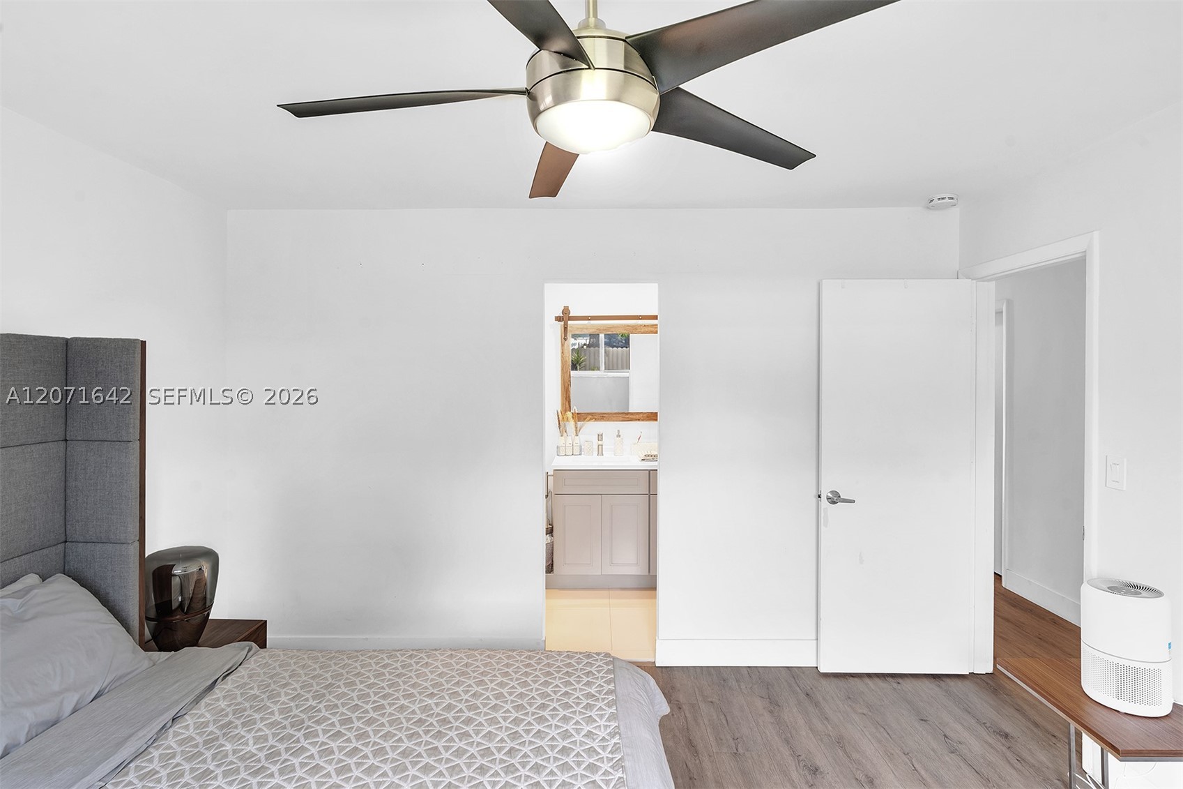 801 NE 81st St, Miami FL 33138