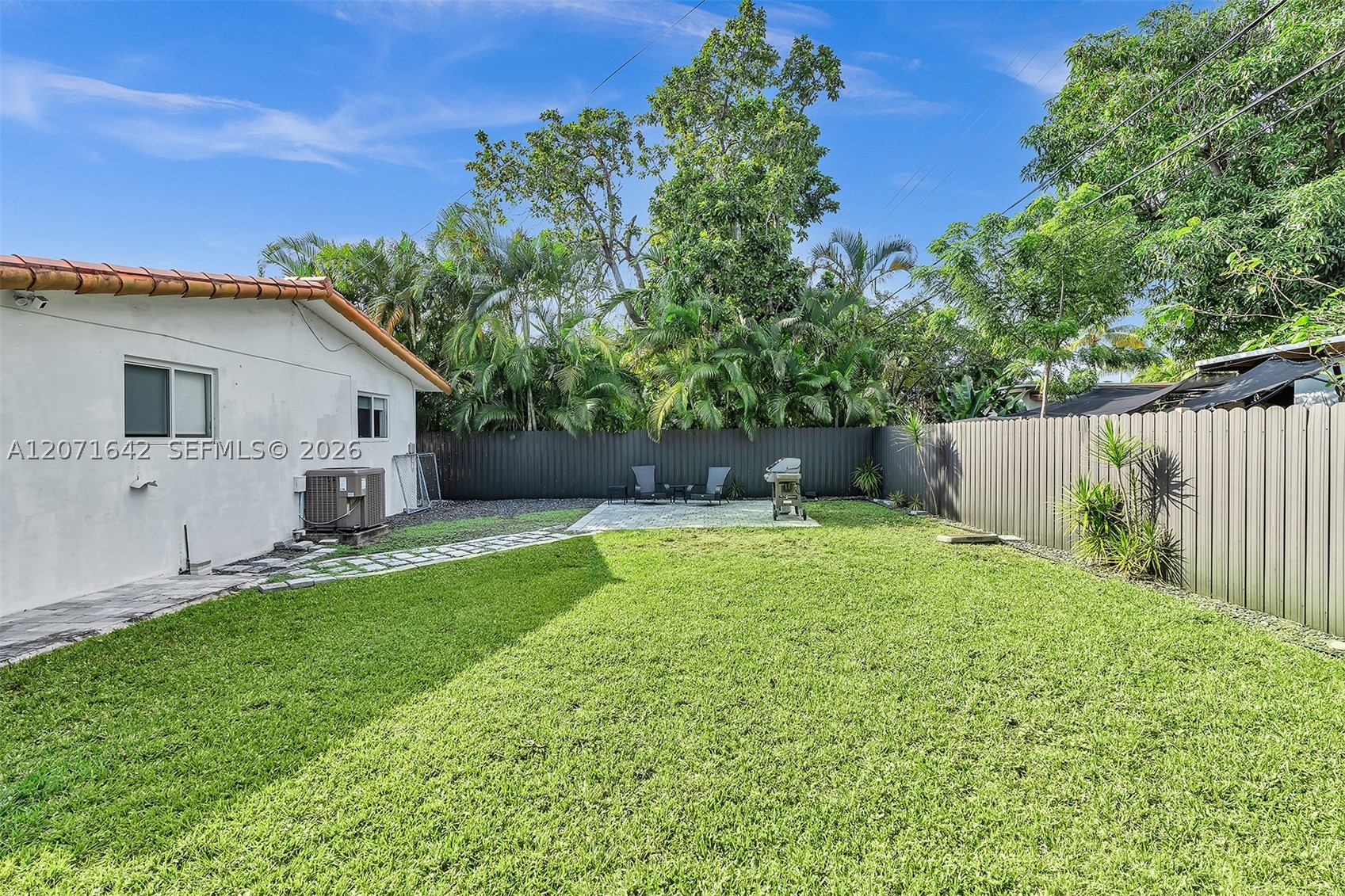 801 NE 81st St, Miami FL 33138