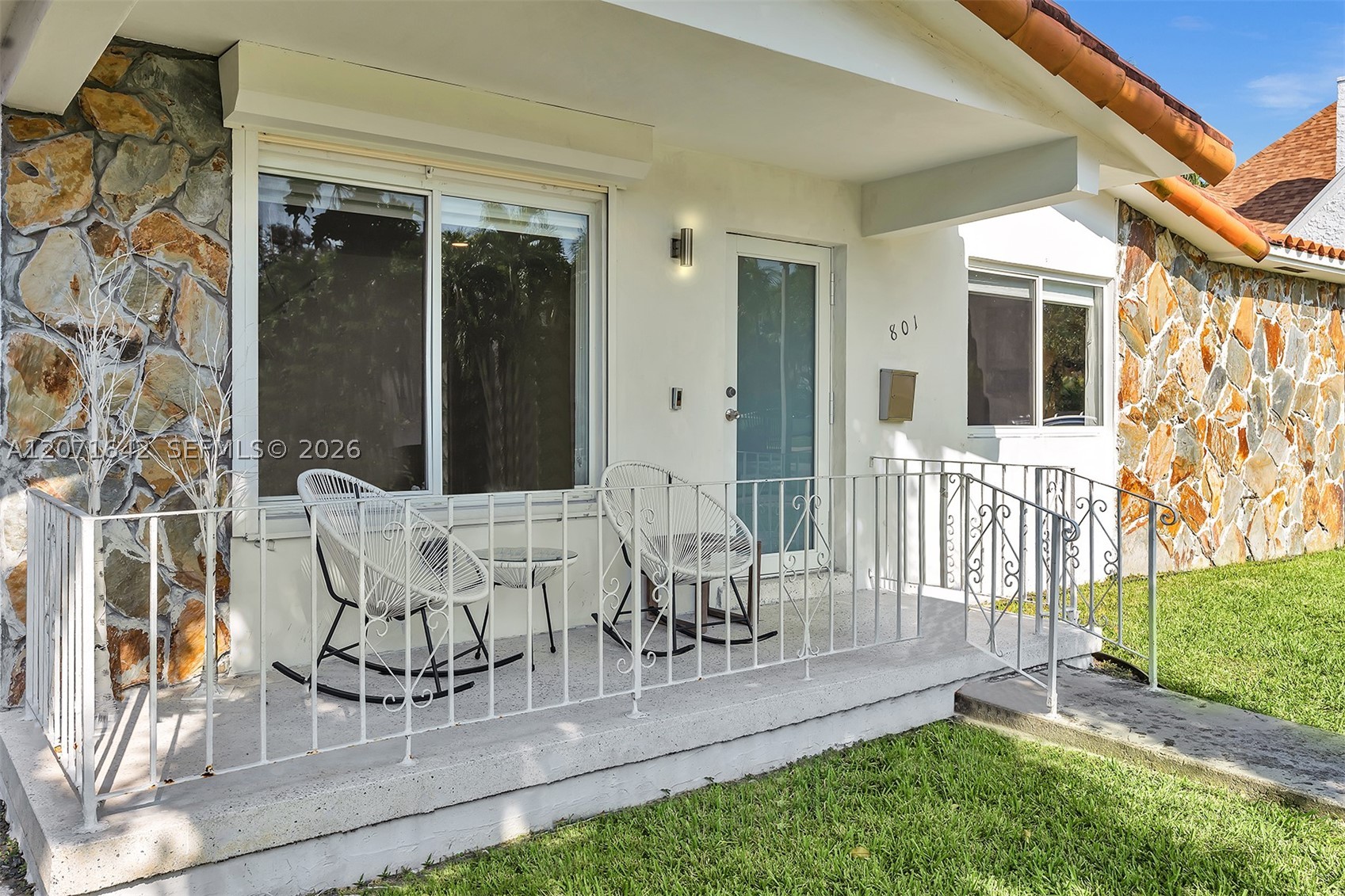 801 NE 81st St, Miami FL 33138