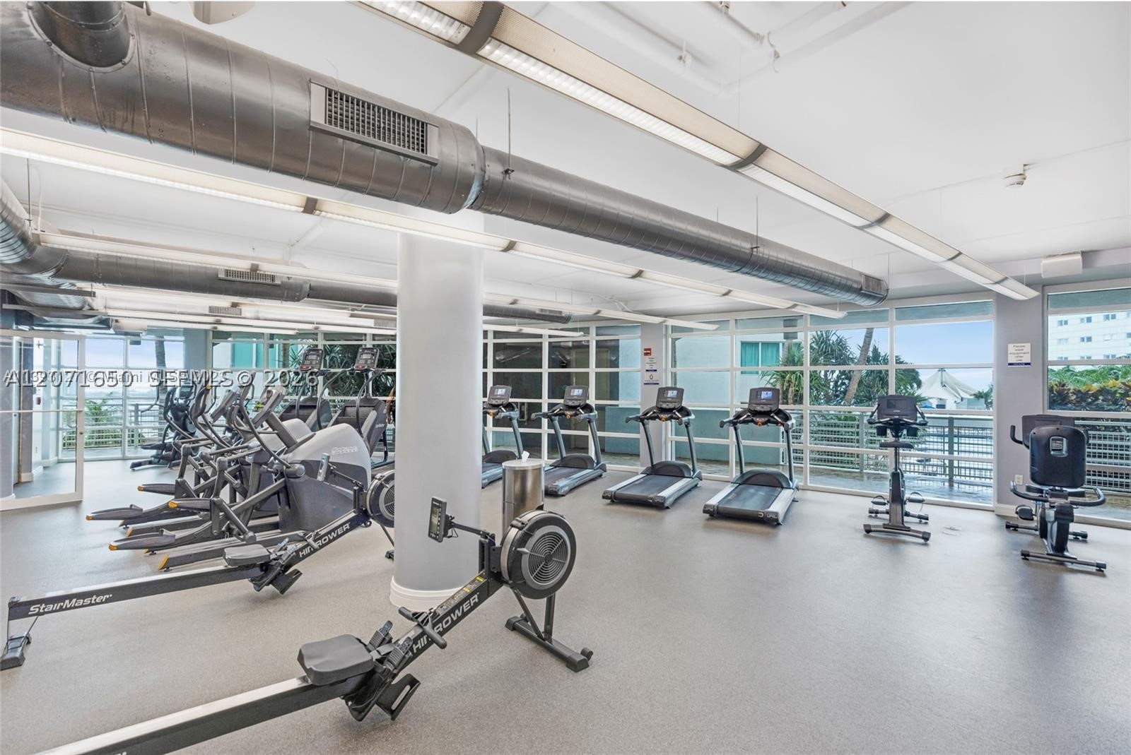 244 Biscayne Blvd #3704, Miami FL 33132