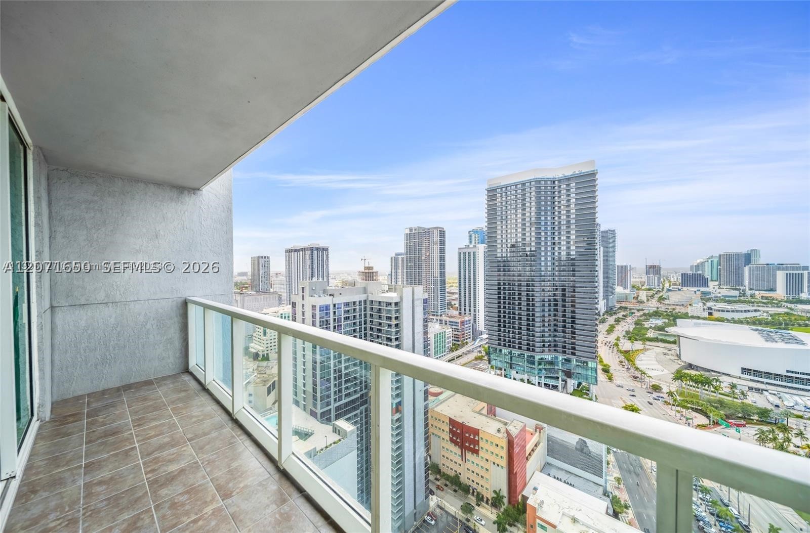 244 Biscayne Blvd #3704, Miami FL 33132