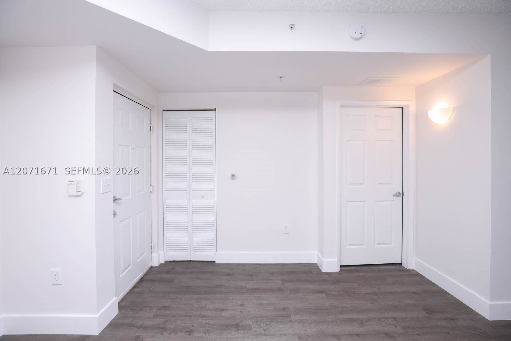 8050 N Nob Hill Rd #106, Tamarac FL 33321