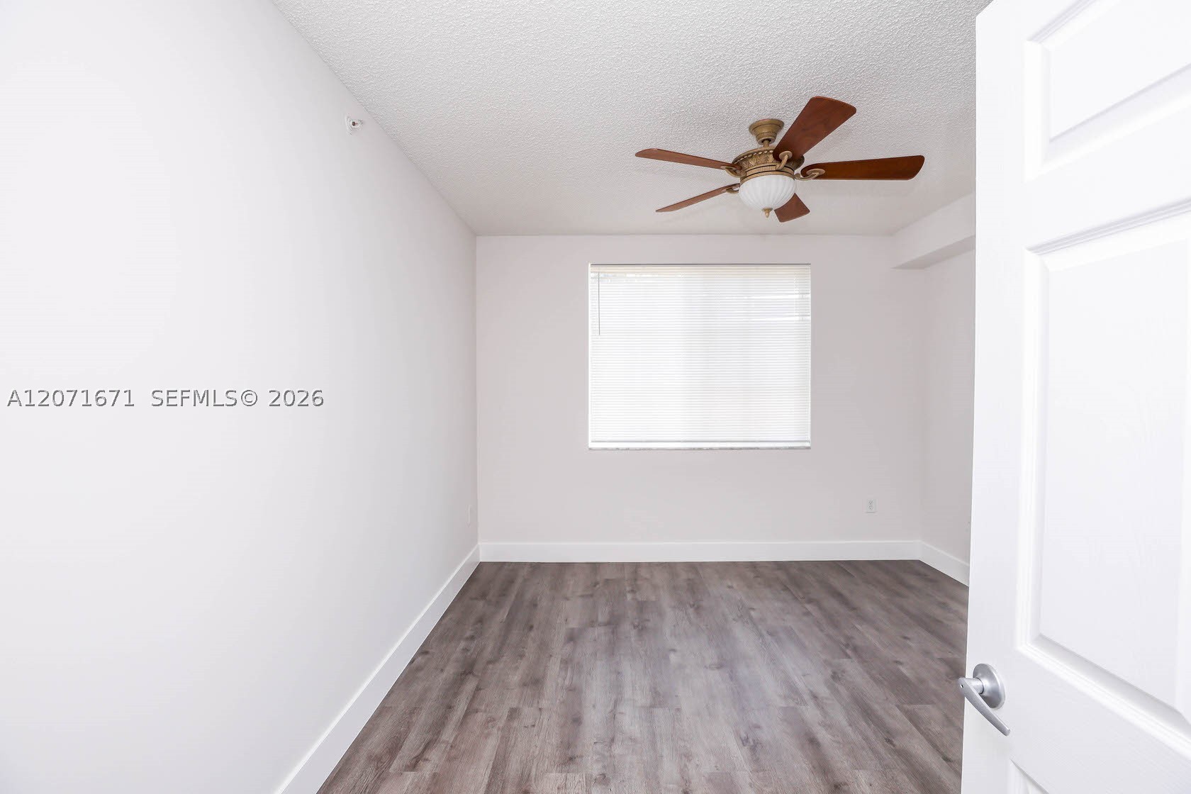 8050 N Nob Hill Rd #106, Tamarac FL 33321