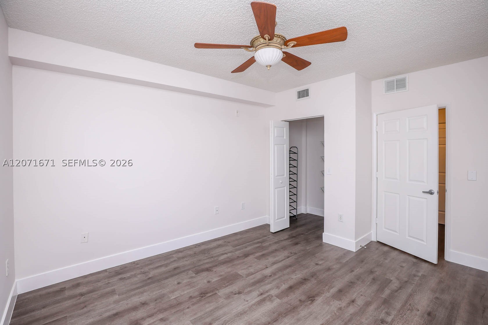 8050 N Nob Hill Rd #106, Tamarac FL 33321