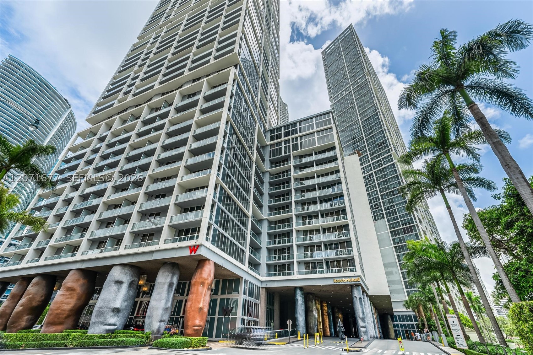 475 Brickell Ave #3811, Miami FL 33131