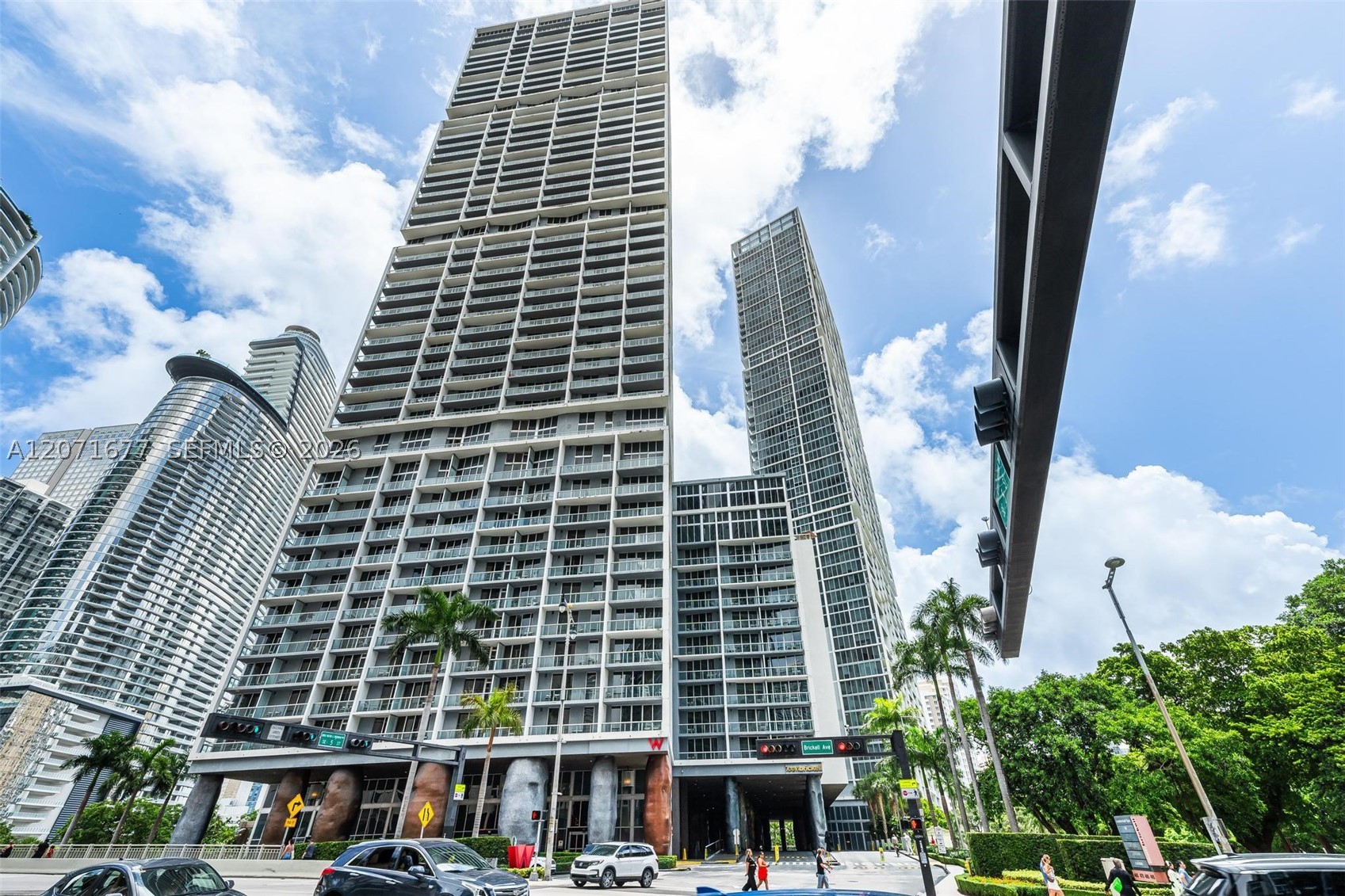 475 Brickell Ave #3811, Miami FL 33131