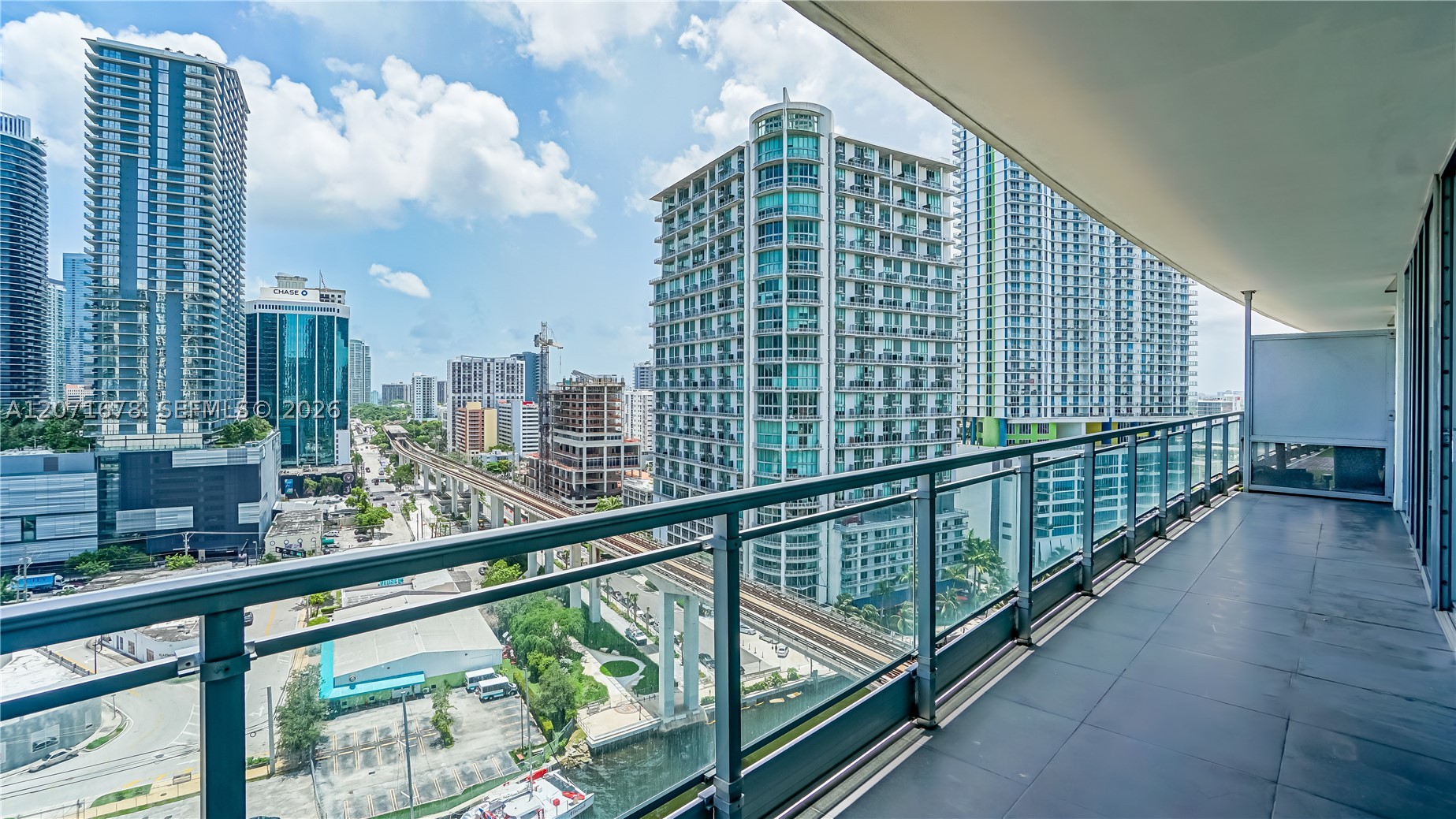 92 SW 3rd St #1803, Miami FL 33130