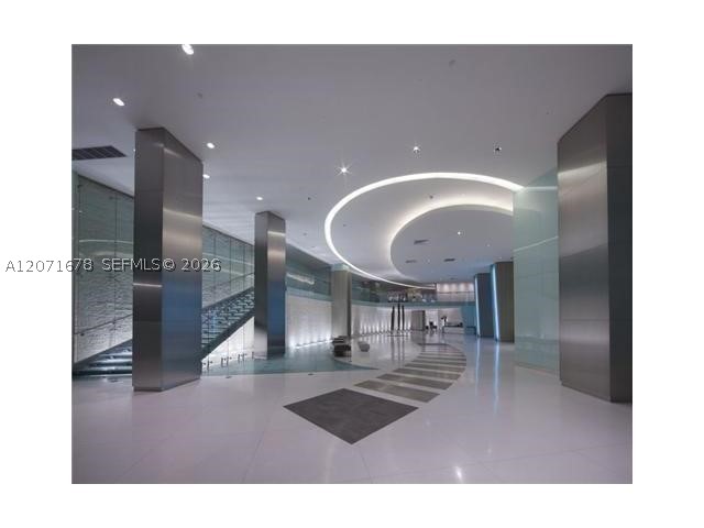 92 SW 3rd St #1803, Miami FL 33130