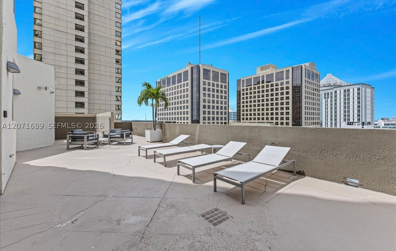 9066 SW 73rd CT #1007, Miami FL 33156