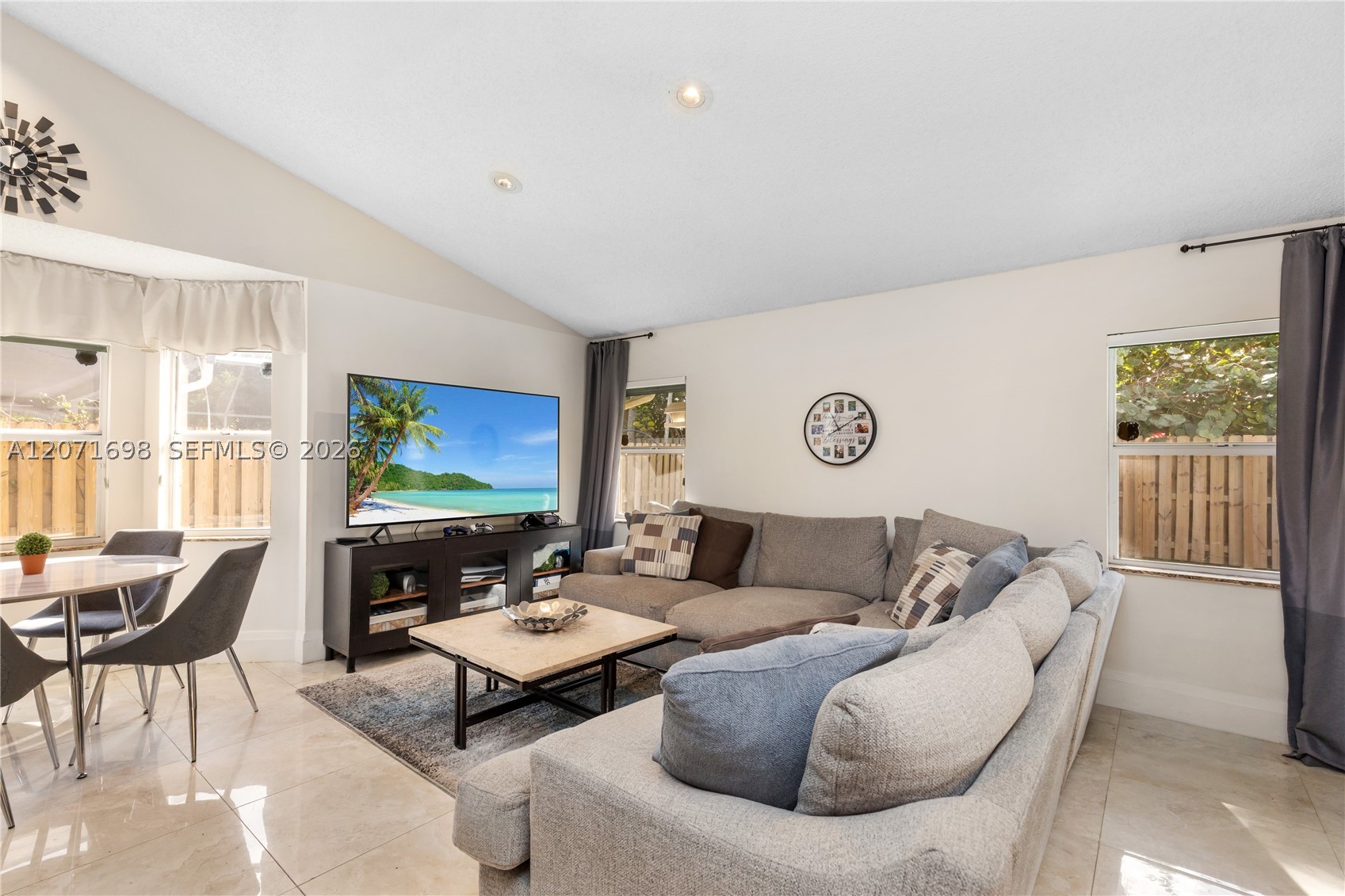 7101 NW 44th Ln, Coconut Creek FL 33073