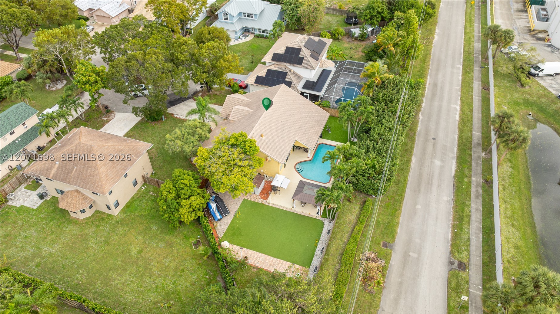 7101 NW 44th Ln, Coconut Creek FL 33073