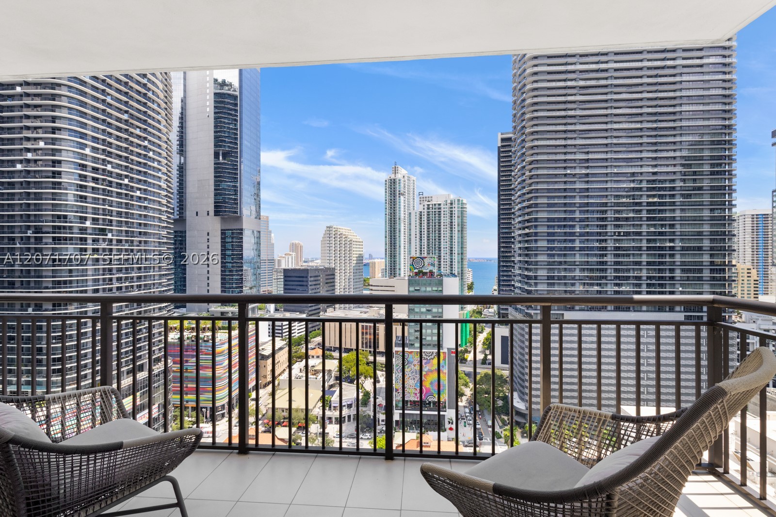 999 SW 1st Ave #2502, Miami FL 33130
