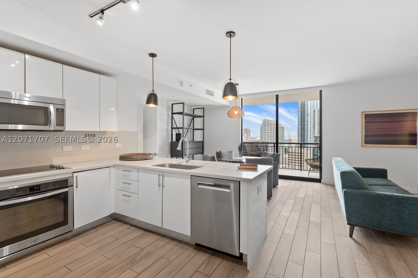 999 SW 1st Ave #2502, Miami FL 33130