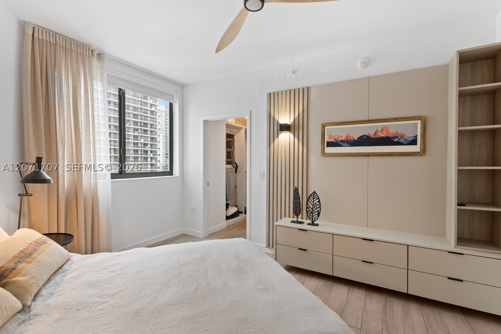 999 SW 1st Ave #2502, Miami FL 33130